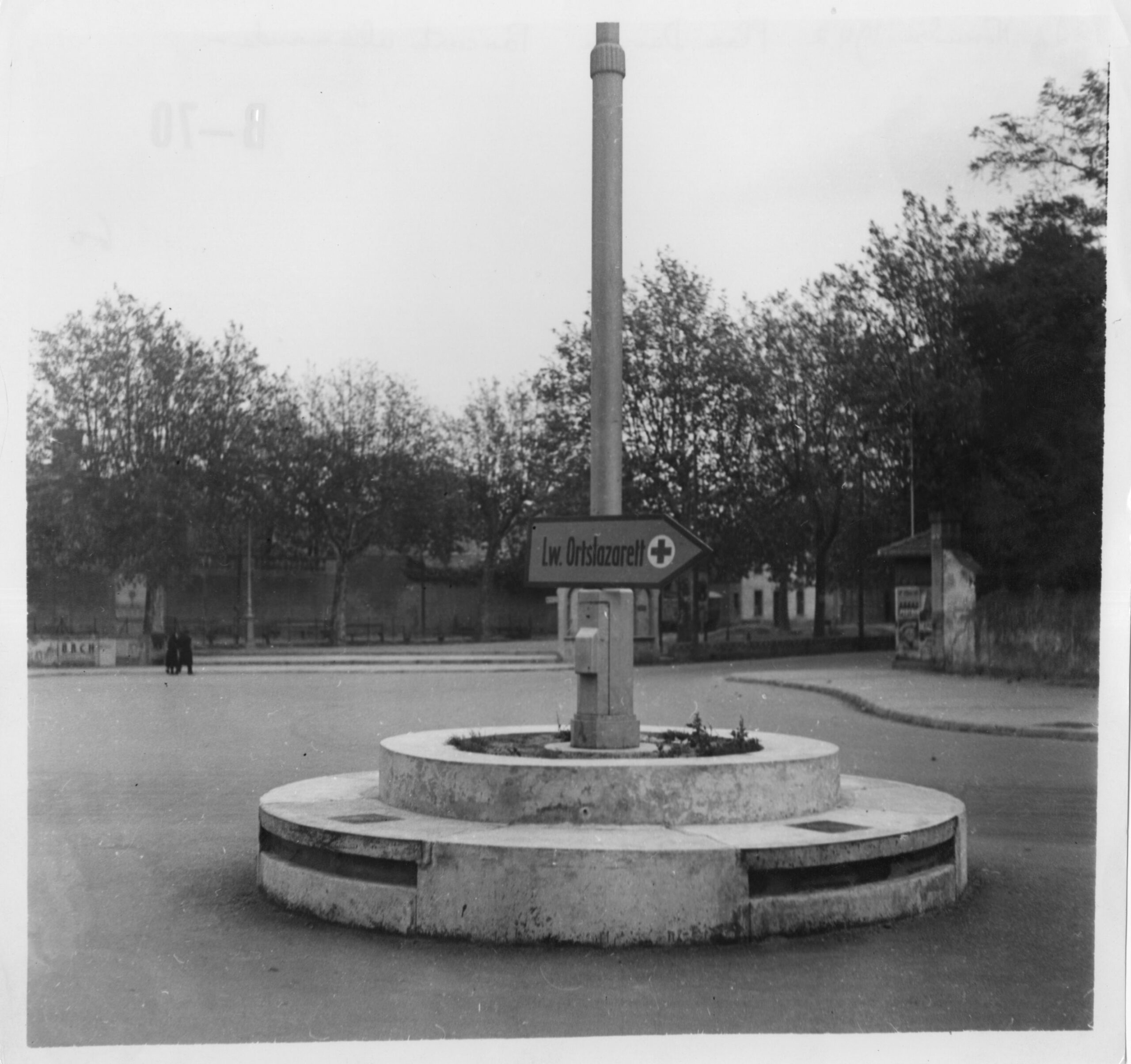 AD11_89W184_037