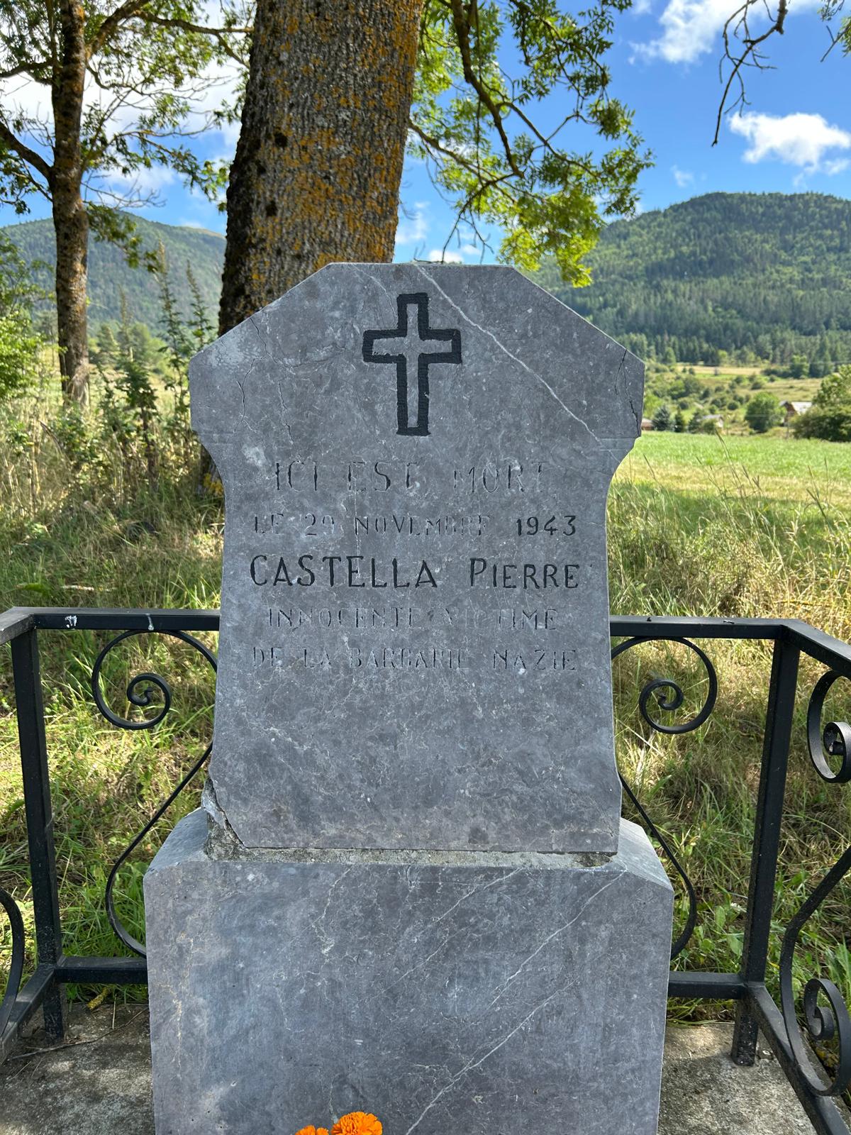 Stele Castella Pierre 2